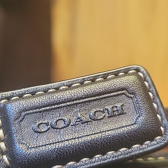 Coach sig sft duffle in black and white - Picture 2 of 6
